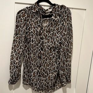 Equipment silk button up leopard blouse